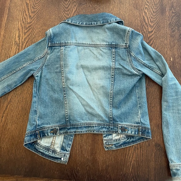 Real Denim Jacket - Cropped - Picture 3 of 3